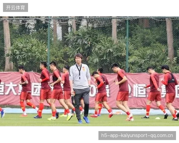 国足热身赛换马尔代夫：从战略决策到战场实力——中国足球新篇章的开启